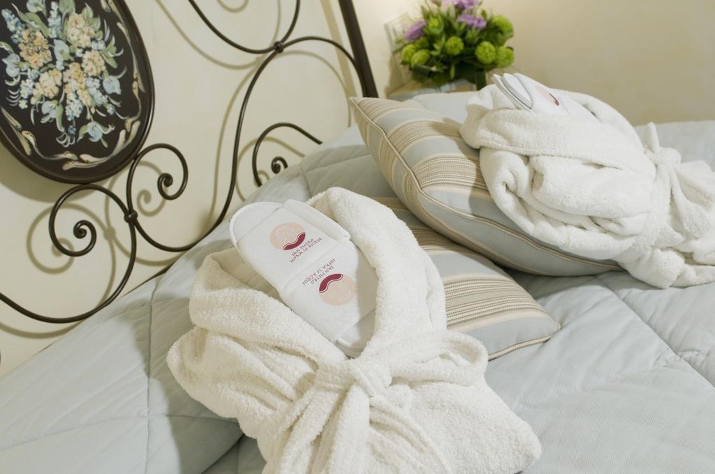 San Pietro Sopra Le Acque Resort & Spa Massa Martana Eksteriør bilde