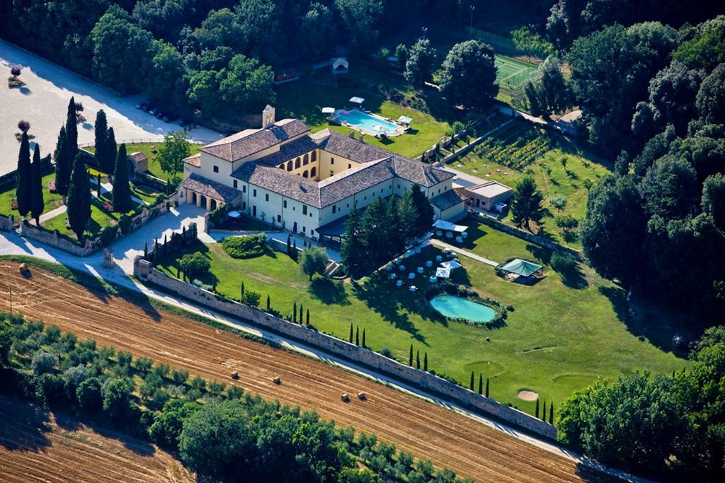 San Pietro Sopra Le Acque Resort & Spa Massa Martana Eksteriør bilde
